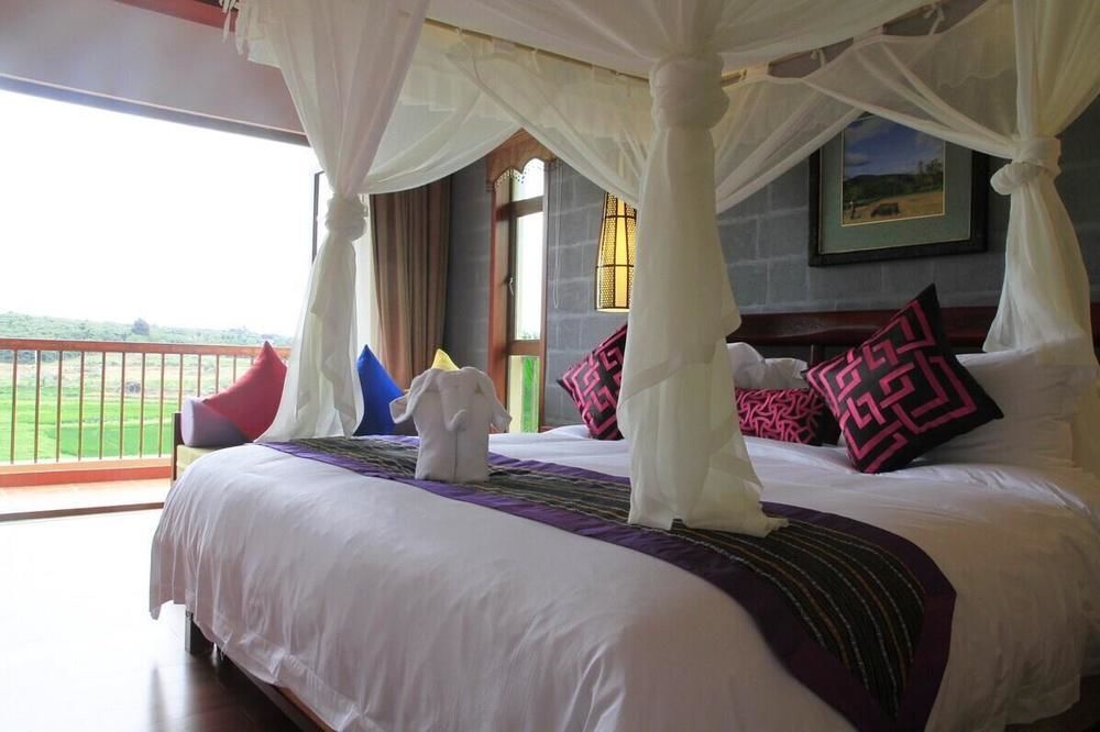 Hainan Bulongsai Resort Hotel Baoting Exteriör bild